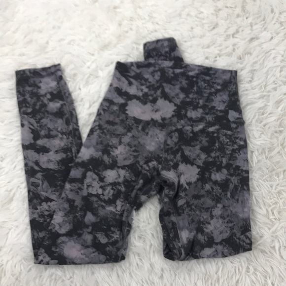Lululemon Align Pant II 25" Floral Illusion Ice Grey Multi - Picture 1 of 7